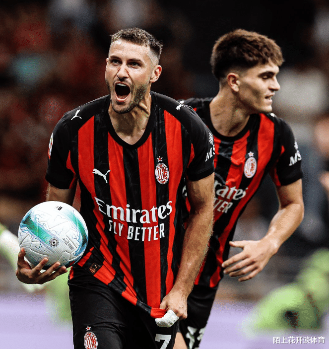 PG电子游戏-AC米兰主场庆祝胜利，球迷热情高涨的简单介绍